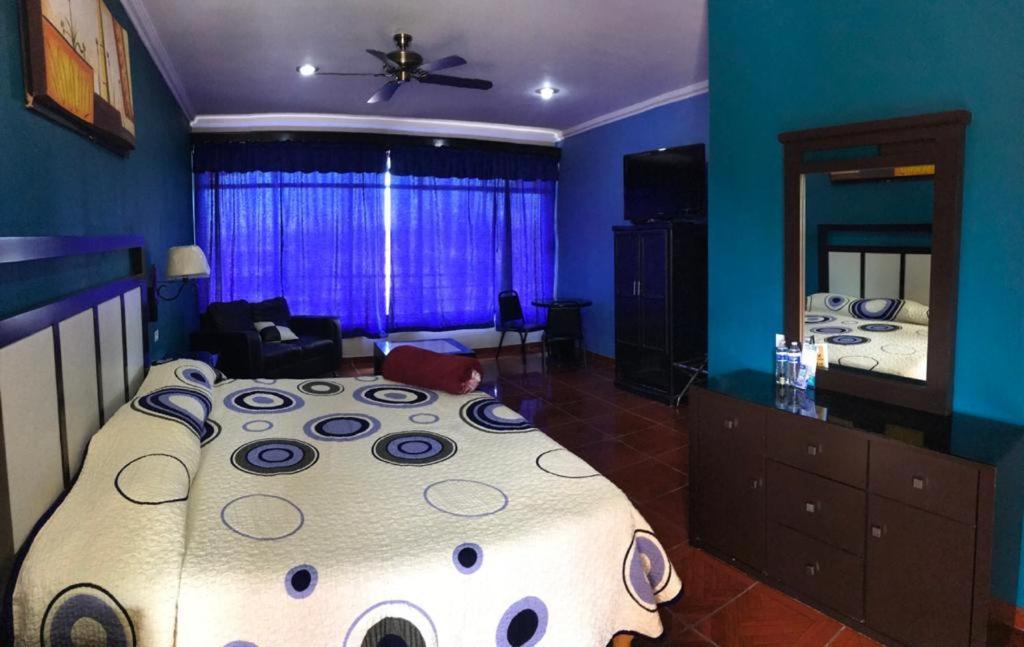 Hotel Paraiso Del Valle Ciudad Constitucion Luaran gambar