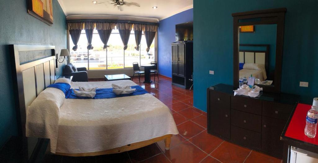 Hotel Paraiso Del Valle Ciudad Constitucion Luaran gambar